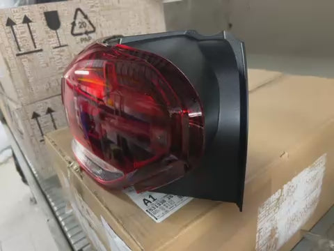 Fanale posteriore sinistro Dacia Sandero 3: 265557573R