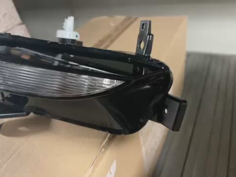 Faro luce diurna anteriore destro Renault Megane 4: 261306376R